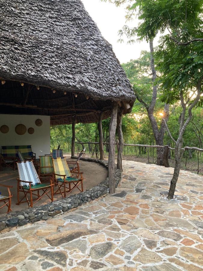 Hotel Lemara Eco Camp Kisaki Exterior foto